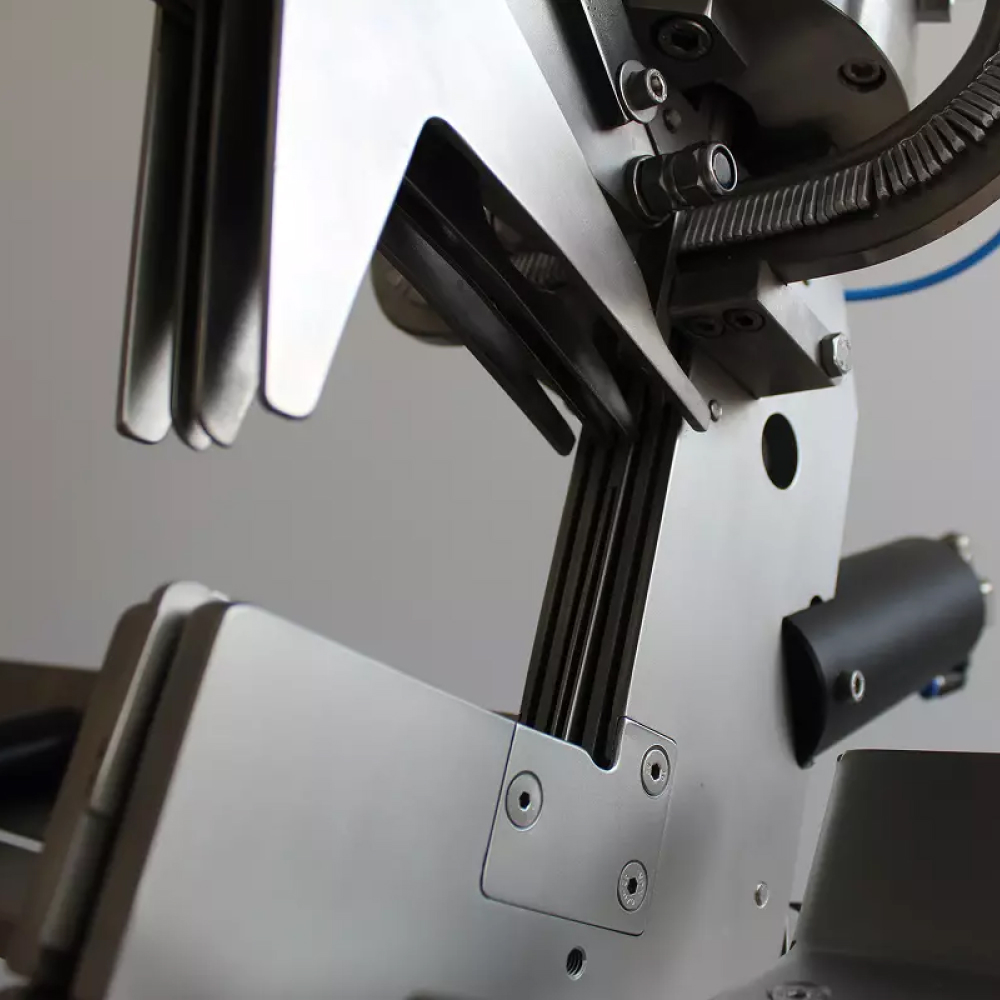 CLIPPING MACHINESCUTTING TOOLS